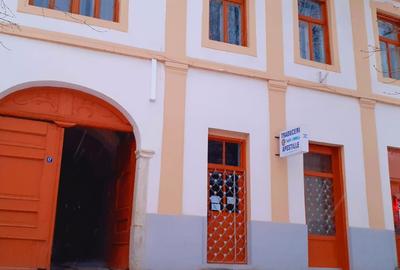 Garsonieră nedecomandată în Central - 2