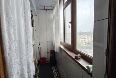 Apartament cu 2 camere decomandat în Micro 18 - 8