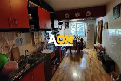 Casă individuală cu 5 camere cu Canalizare în Central - 5