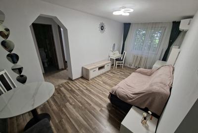 Apartament cu 2 camere semidecomandat în Podu Roș - 2