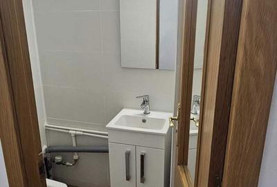 Apartament cu 3 camere decomandat în Nicolina - 8