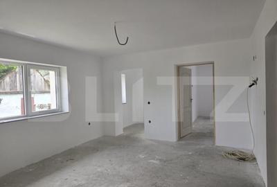 Casă cu 2 camere cu Teren 780 Mp în Lazuri - 1