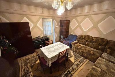 Casa de vanzare in Cuvin - 8