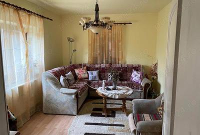 Casă cu 4 camere cu Teren 564 Mp în Pașcani - 2