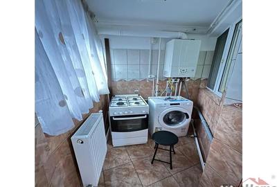 Apartament cu 2 camere decomandat în Brăilei - 9