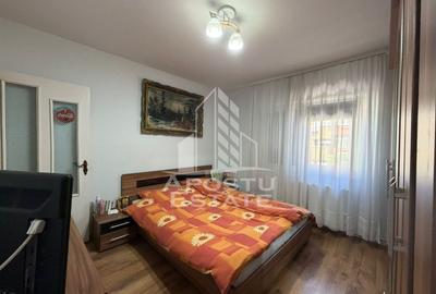 Apartament cu 3 camere decomandat, mobilat în Plăvăț II - 9