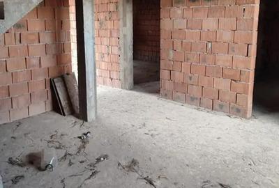 Casa cu etaj in Salonta - 1