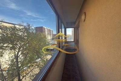 De vanzare 3 camere bloc nou in Bacau - 2