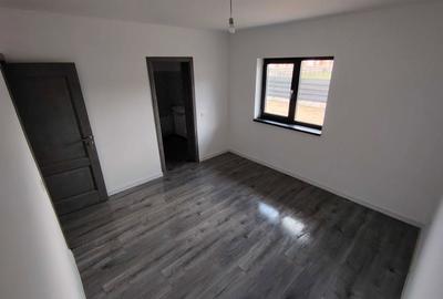 Casă cu 3 camere în Lunca Cetățuii - 2