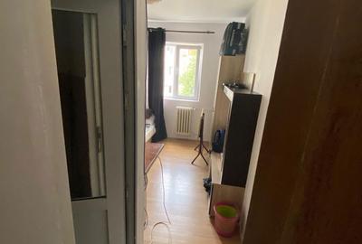 Garsonieră decomandată în Dacia - 6