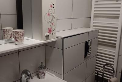 Garsonieră decomandată în Far - 1