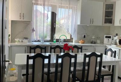 Casă cu 3 camere cu Teren 1000 Mp în Central - 26