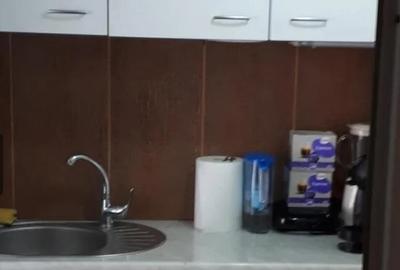 Garsonieră   zona  Cora Bratianu  mobilată utilată 20  mp - 2