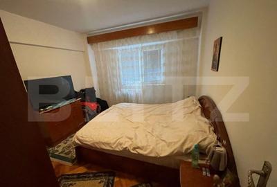 Apartament cu 4 camere , 79 mp, zona Micro 17 - 1