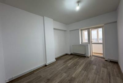Apartament cu 2 camere semidecomandat în - 7