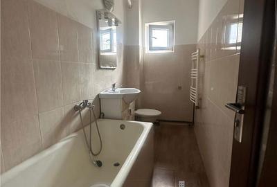 Apartament cu 2 camere decomandat în Podul de Fier - 17