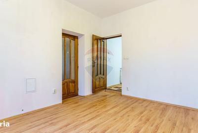 Apartament cu 3 camere în Gruia - 10