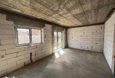 Casă cu 5 camere cu Teren 480 Mp în Bariera Vâlcii - 8