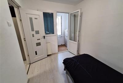 Apartament 2 camere, etaj 3, bucatarie mobilata,zona Milcov - 2
