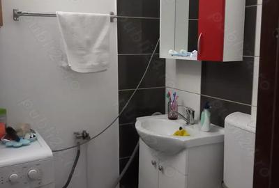 Vand apartament 3 camere, 2 bai ?i 2 bslcoane inchise cu termopan - 6