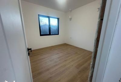 Casă cu 4 camere cu Teren 50 Mp în Drumul Taberei - 6