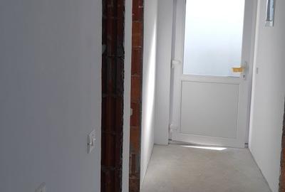 Casă cu 3 camere în Central - 5