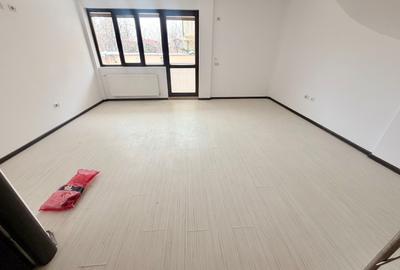 Casă cu 4 camere cu Canalizare în Sud - 21