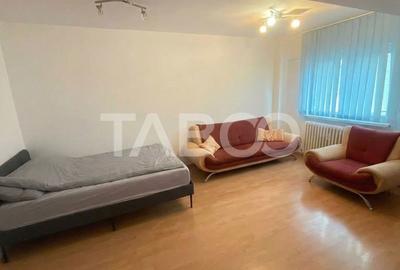Apartament cu 4 camere semidecomandat, mobilat în Vasile Aaron - 10