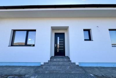 Casă individuală cu 4 camere cu Canalizare în Chinteni - 4