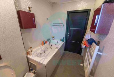 "Acasa" in Vatra Luminoasa - 11