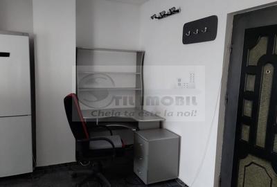 Apartament 2 camere - Piața Unirii - Bloc cu Lift - 500 euro ! Apartament 2 camere - Piața Unirii - Bloc cu Lift - 500 euro ! - 3