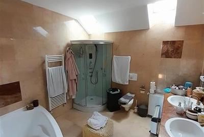 Pret nou!! Vila 5 camere, teren 1500mp, zona linistita langa padure, cartier Pri - 12