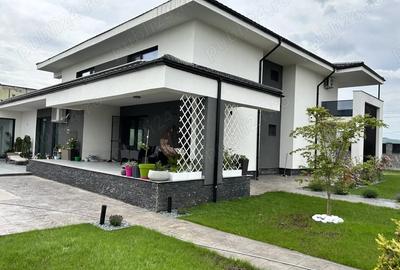 Casă cu Teren 999 Mp în Central - 6