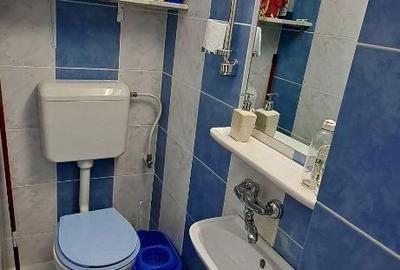 Apartament cu 3 camere decomandat în Tei - 5