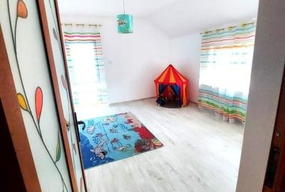 Casa de familie cu camere spatioase - 8