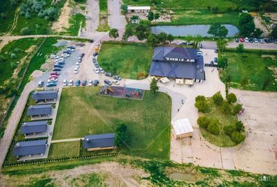 Oportunitate de Investitie - Complex Comercial si Agrement - Vaslui - 1