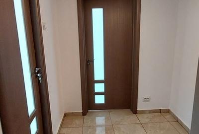 Apartament cu 3 camere decomandat în Drumul Taberei - 4