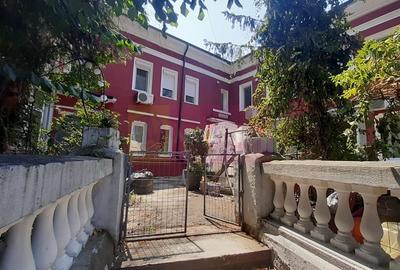APARTAMENT BUN URANUS- PROASPAT RENOVAT - zona Palatul Parlamentului