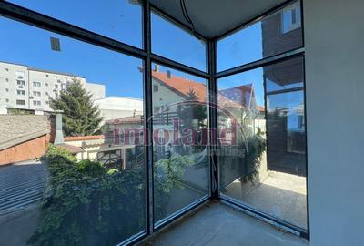 Apartament cu 3 camere semidecomandat în Cotroceni - 9