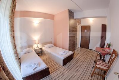 Afacere la cheie,Pensiune, Albert - 13