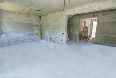 Casă cu 4 camere cu Teren 200 Mp în Florești - 1