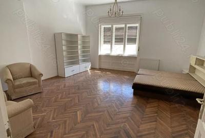 Apartament cu 2 camere decomandat în Central - 1