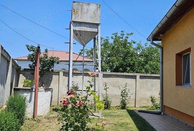 Casă cu 5 camere în Caracal - 4