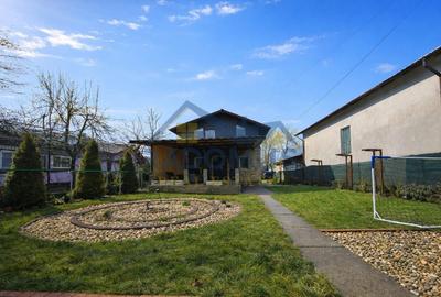 Casă individuală cu 3 camere cu Canalizare în Poienarii Burchii