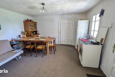 Casă cu 3 camere cu Teren 2987 Mp în Central - 11