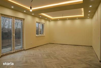 Casă cu 5 camere cu Teren 397 Mp în Central - 3