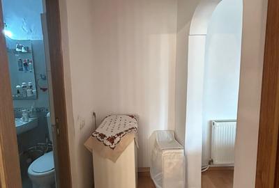 Apartament 3 camere -Zona Sud  - etaj 4/4 - 68 mp - 4