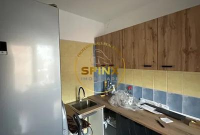 Spațiu comercial, de 100 mp, în Titan - 5