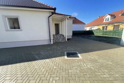 Casă cu 3 camere în Calea Poplăcii - 16
