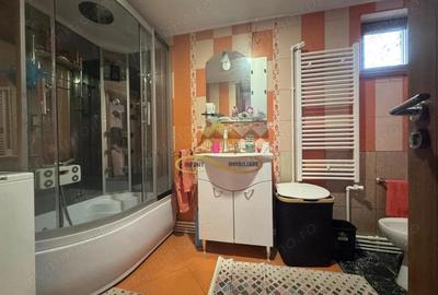 Casă cu 2 camere cu Canalizare în Scorțeni - 4